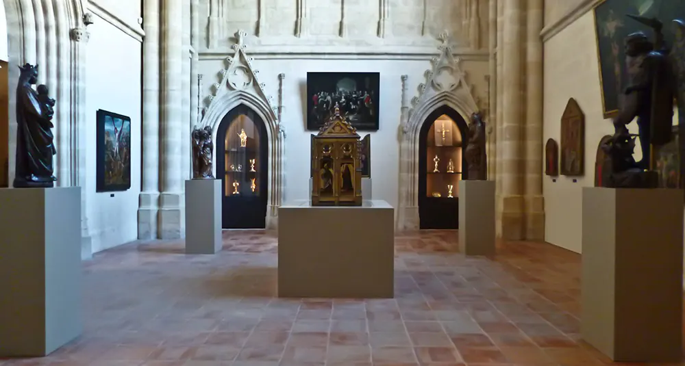 vitrineavenue_cathedrale-bordeaux